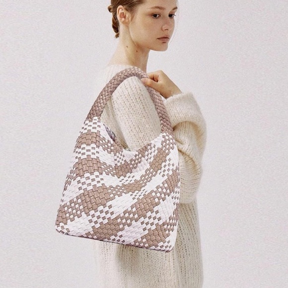 Woven Tan Vegan Leather tote - Picture 3 of 4